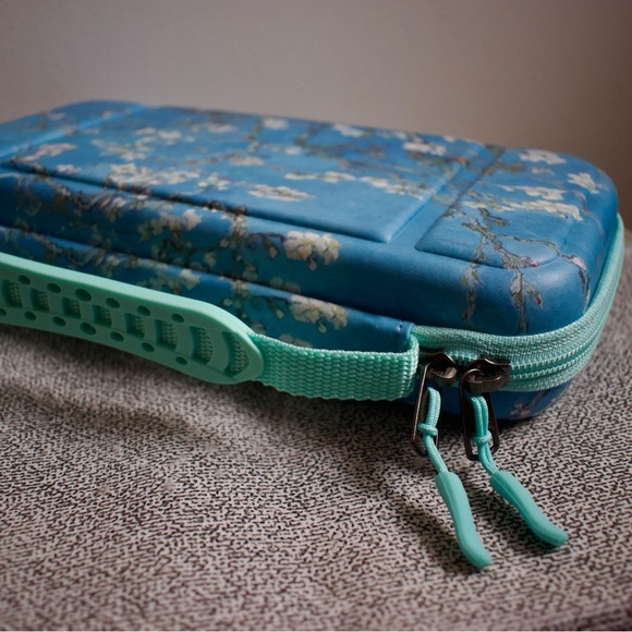 Nintendo Switch Case, Vincent van Gogh's The Starry Night, NEW - Picture 2 of 4